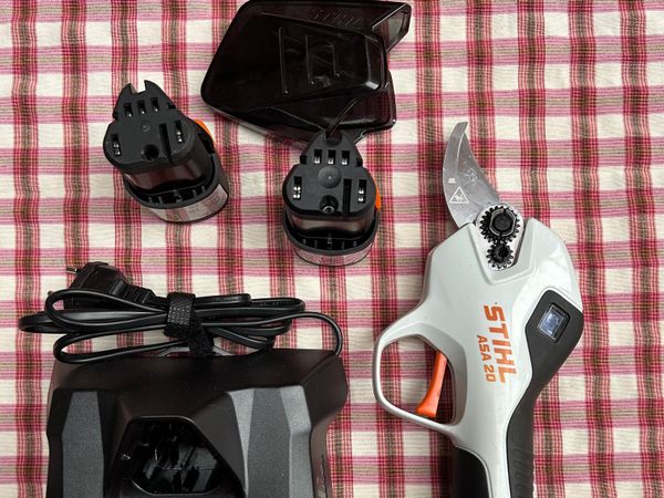 Stihl ASA 20 Akku-Astschere
