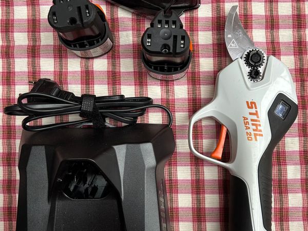 Stihl ASA 20 Akku-Astschere
